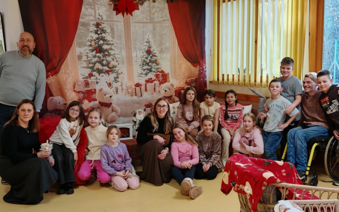 Trećaši OŠ Vladimir Bosnar Stubičke Toplice razveselili korisnike Centra za rehabilitaciju Pustodol plesom i pjesmom